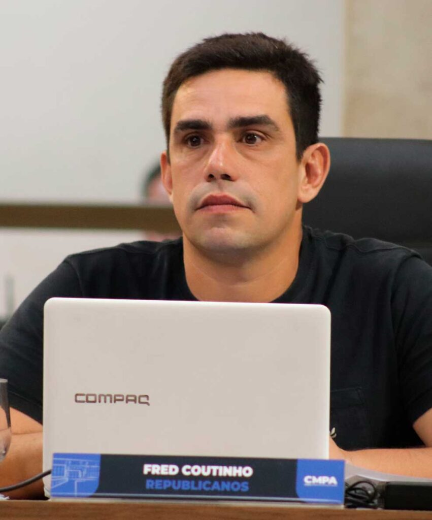 Fred Coutinho durante atividade na Câmara Municipal de Pouso Alegre